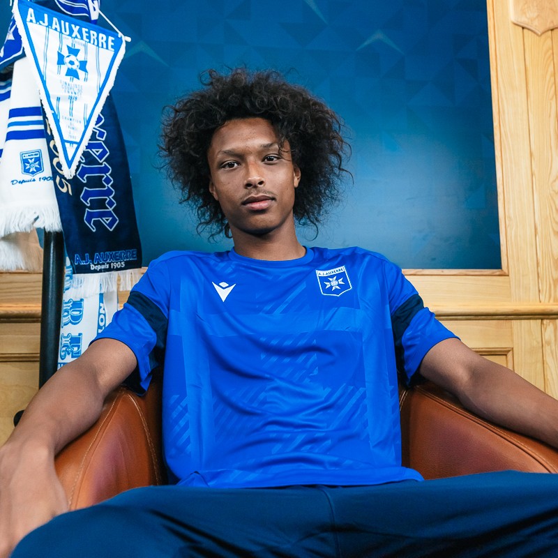 T-SHIRT ENTRAÎNEMENT JOUEUR ENFANT 25/26